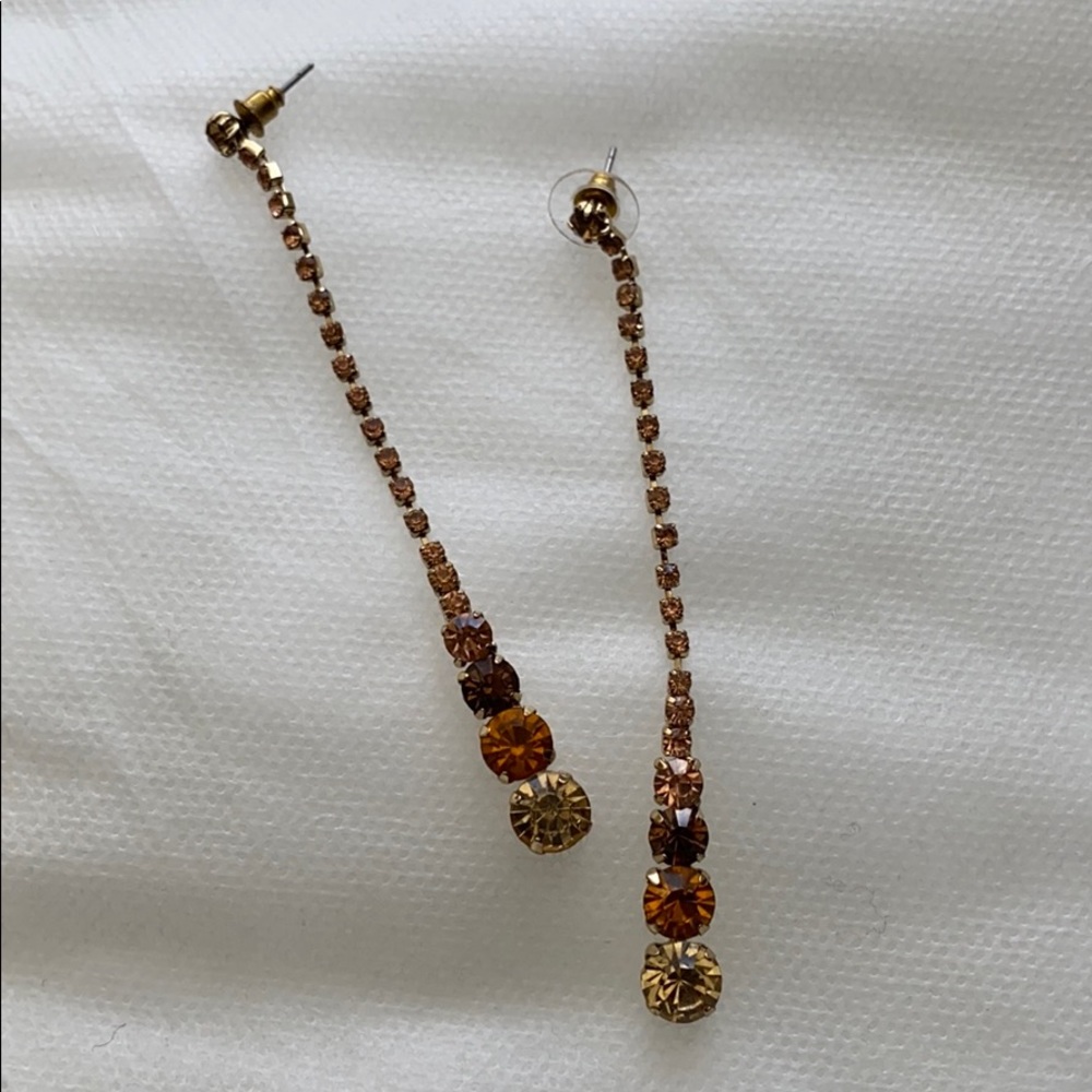 Dangle stick earring